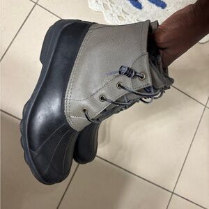 speedy duck boots